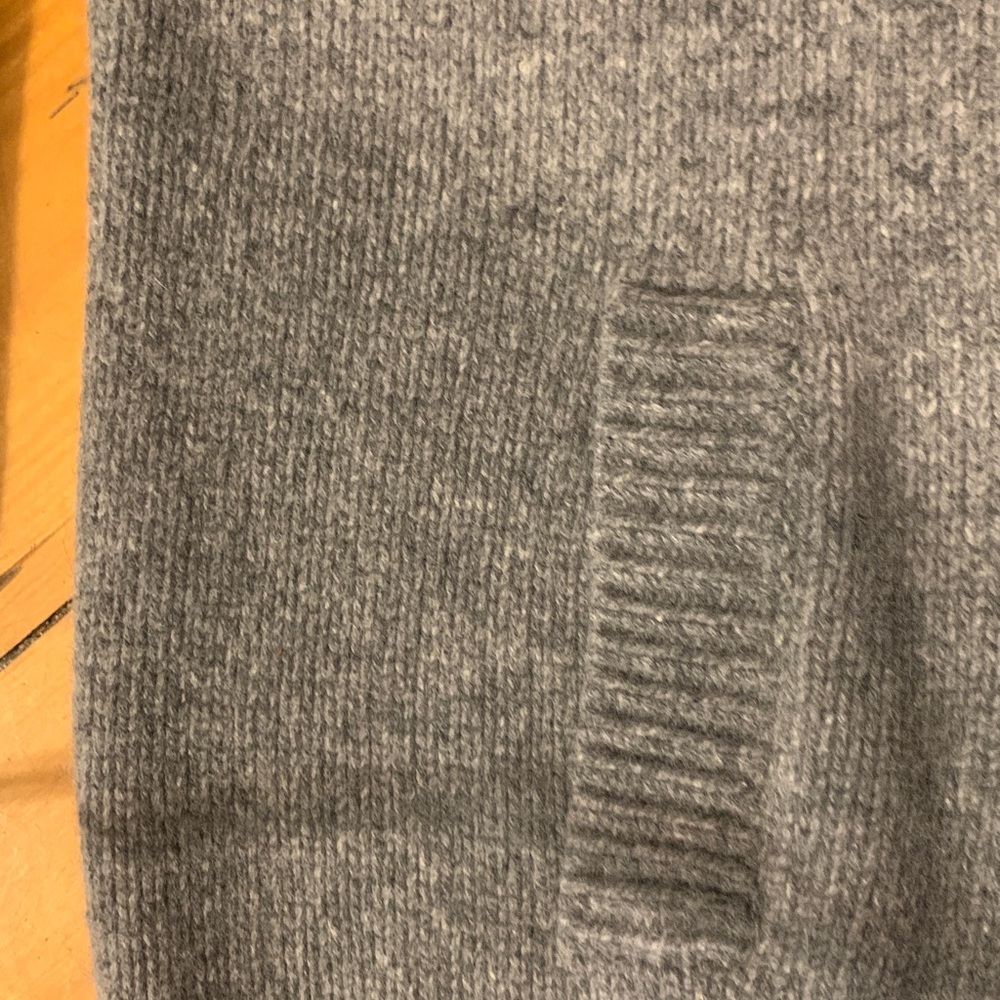 PENDLETON WOOL ZIP FRONT SWEATER WITH NAVY BLUE NORDIC SCANDINAVIAN MOTIF - Picture 8 of 14